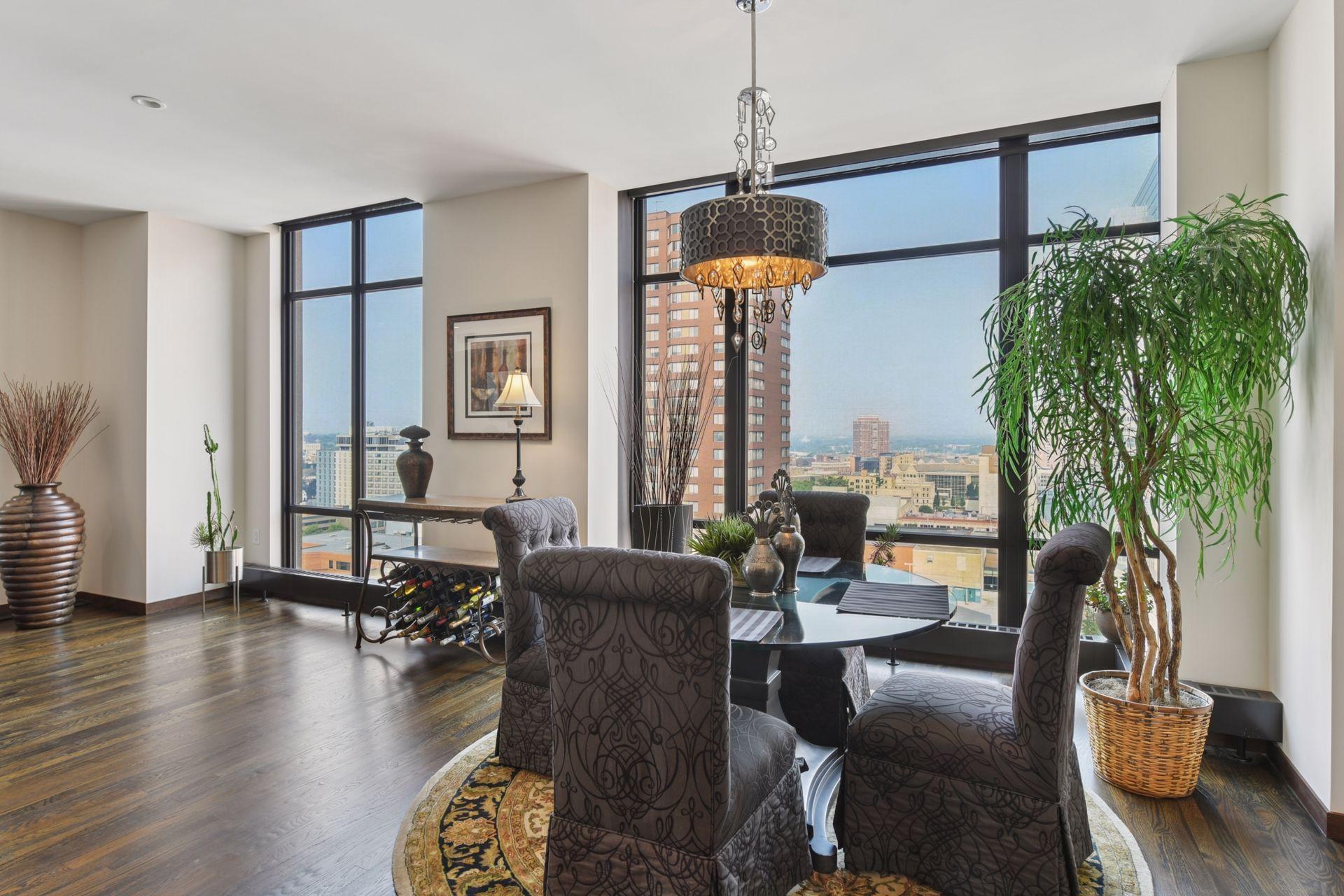 201 S 11th Street Unit: 1400