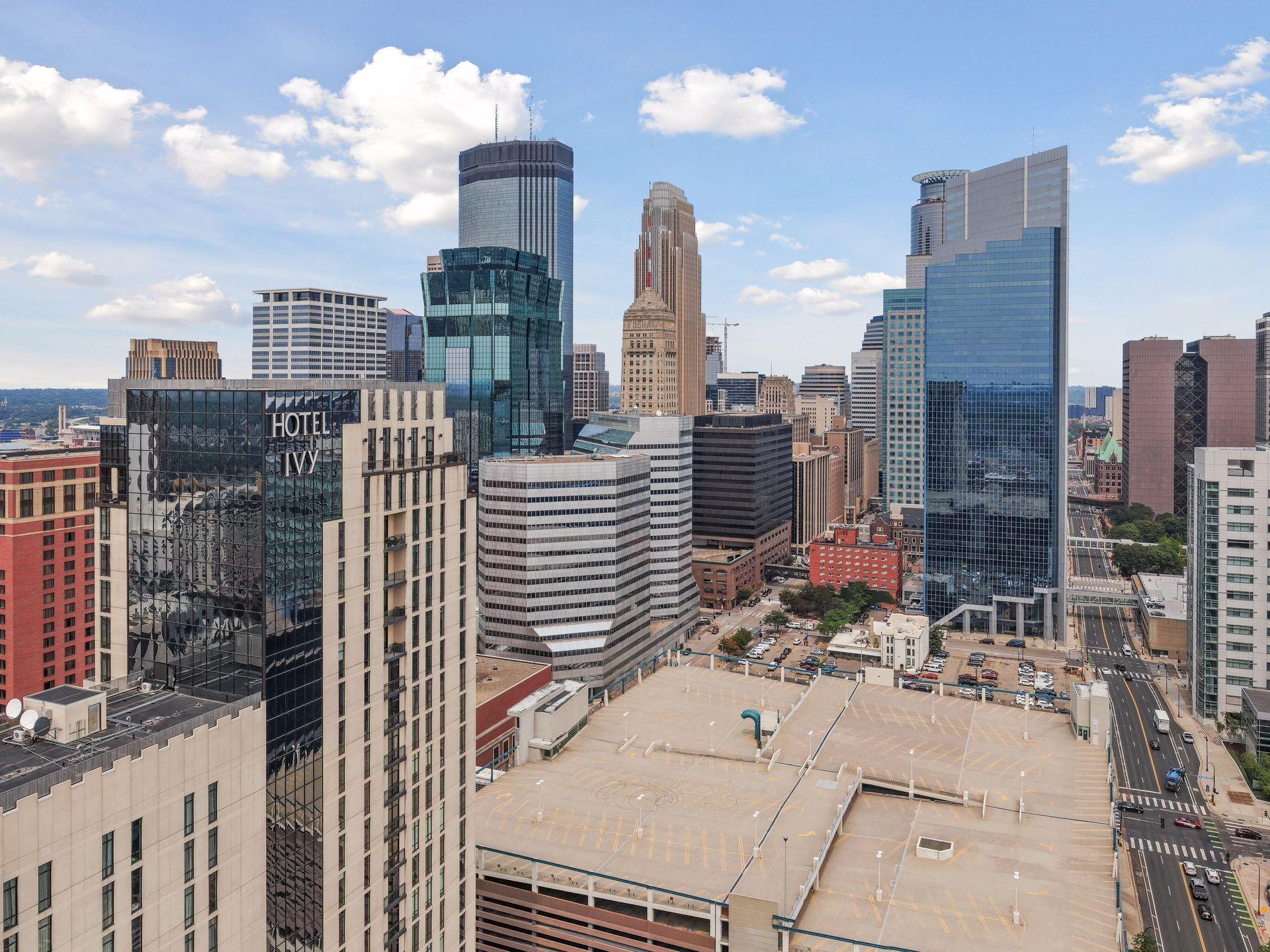 201 S 11th Street Unit: 1400