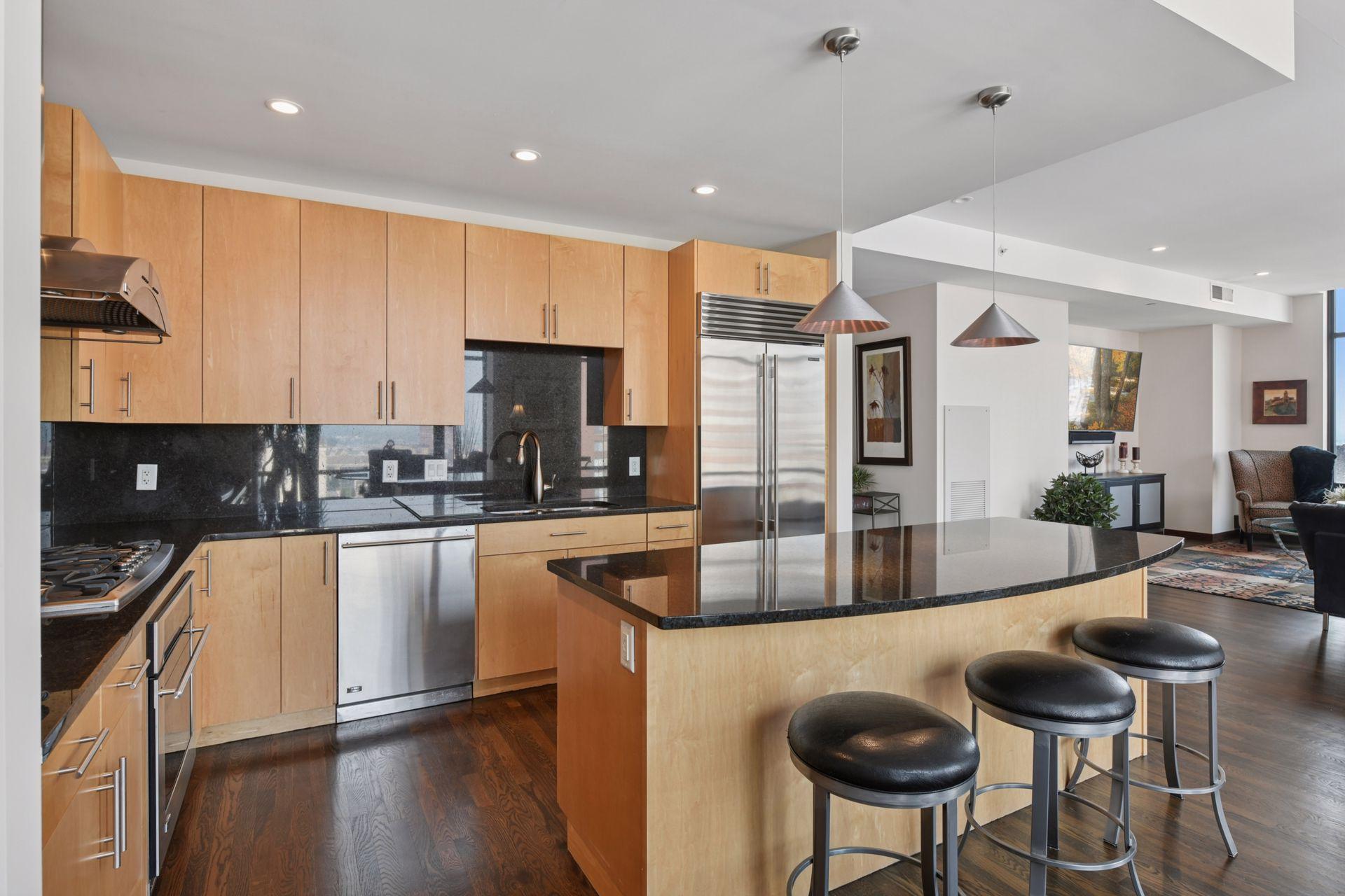 201 S 11th Street Unit: 1400