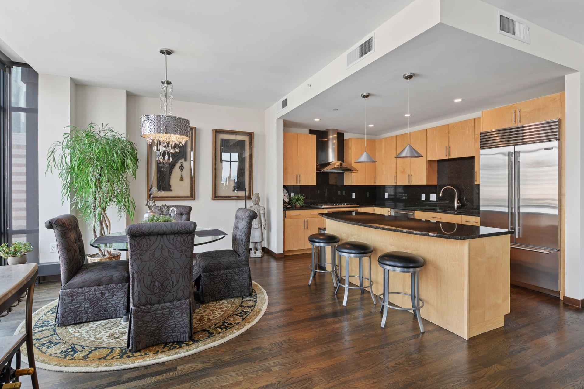 201 S 11th Street Unit: 1400