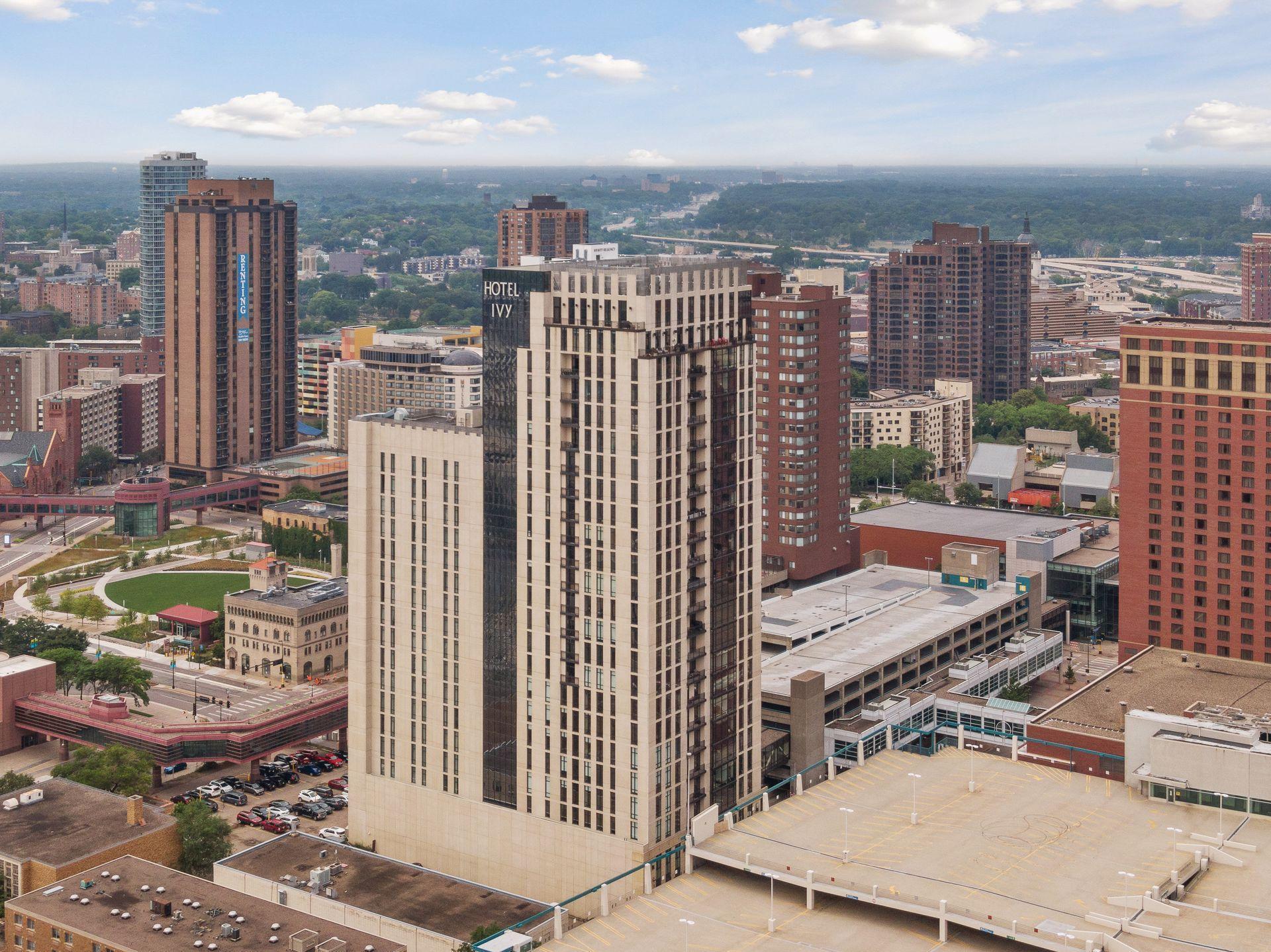 201 S 11th Street Unit: 1400