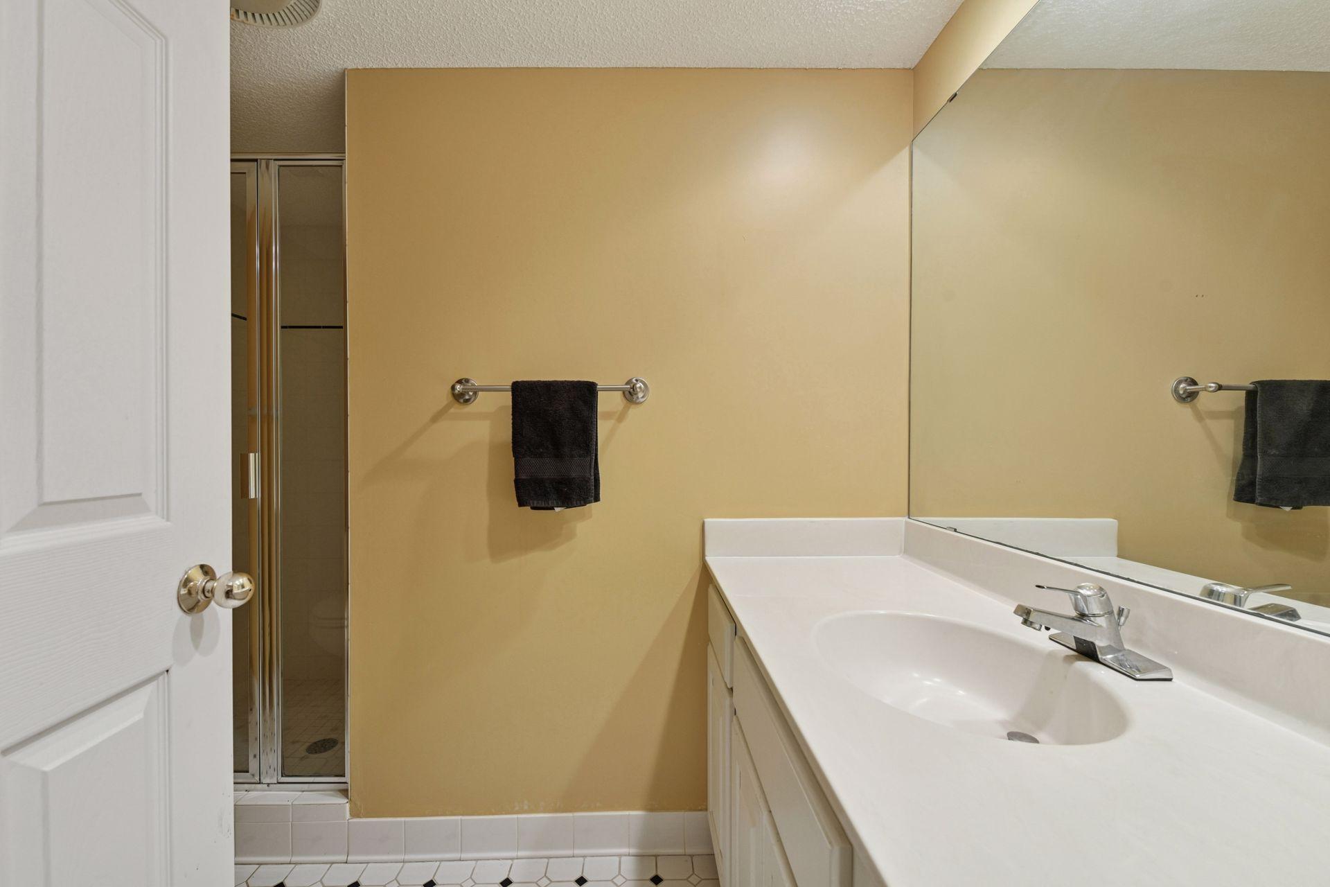 6552 Cherokee Trail W