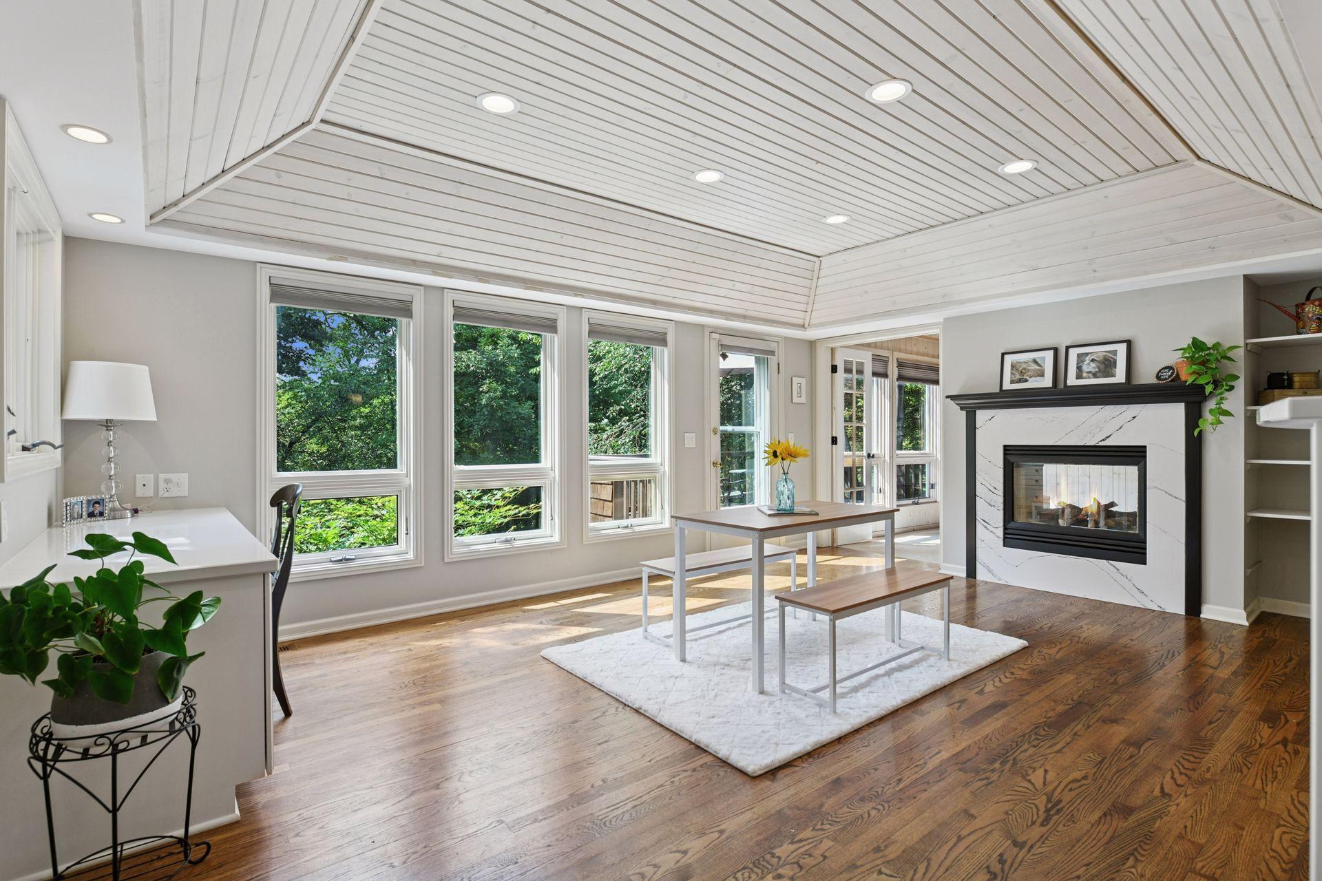 6552 Cherokee Trail W