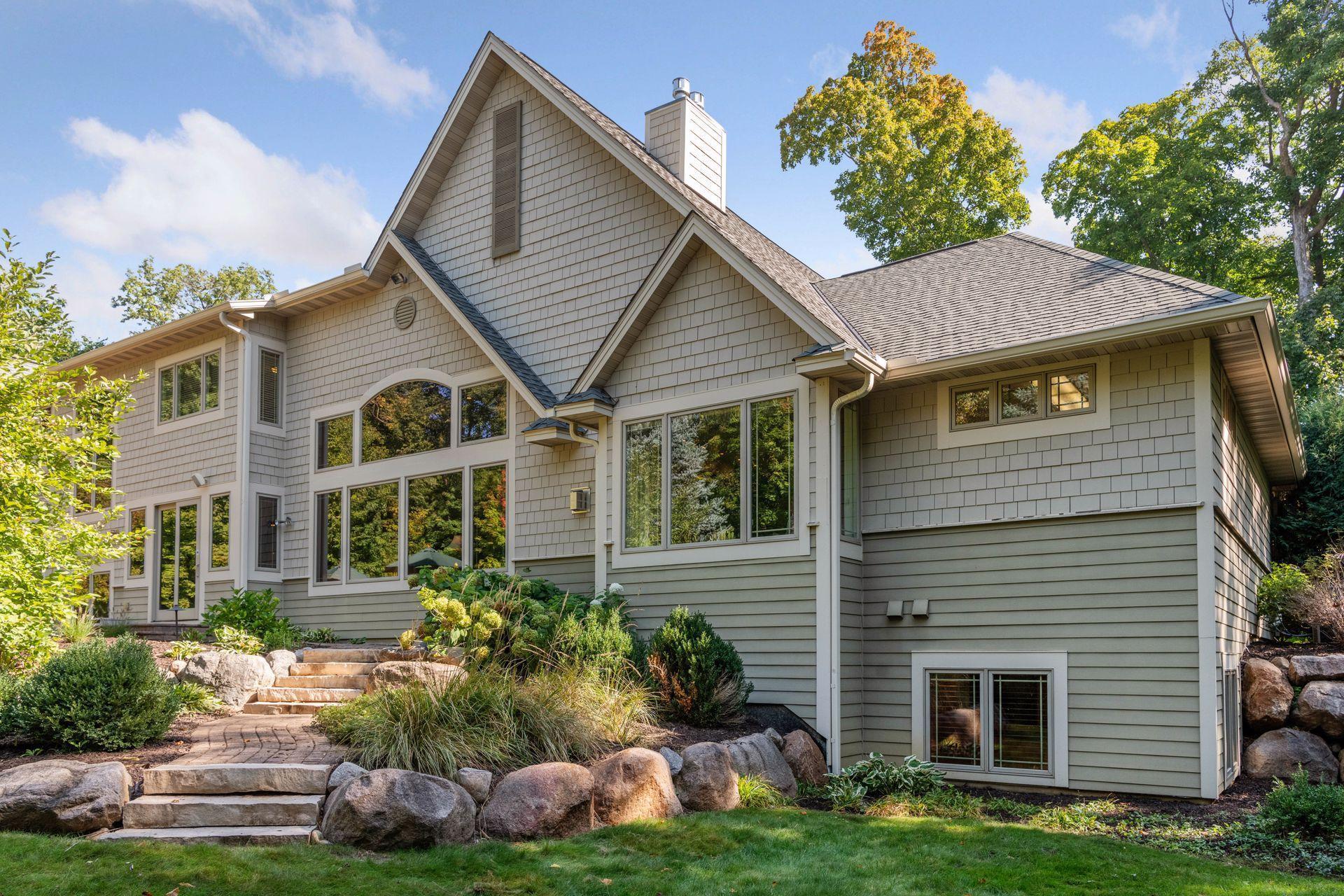 4694 Baycliffe Drive