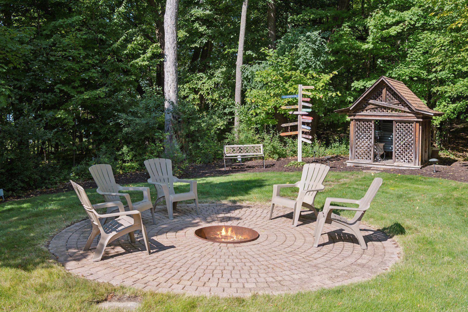 4694 Baycliffe Drive