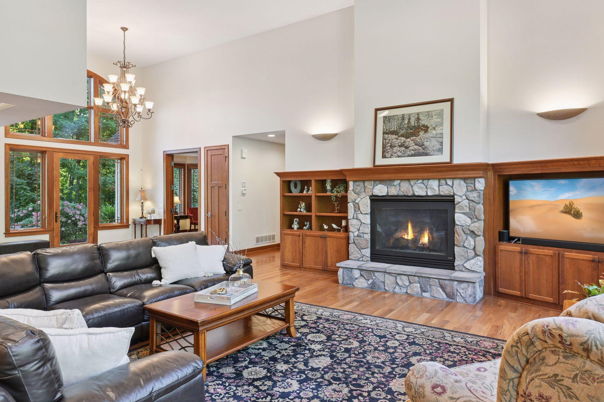 4694 Baycliffe Drive