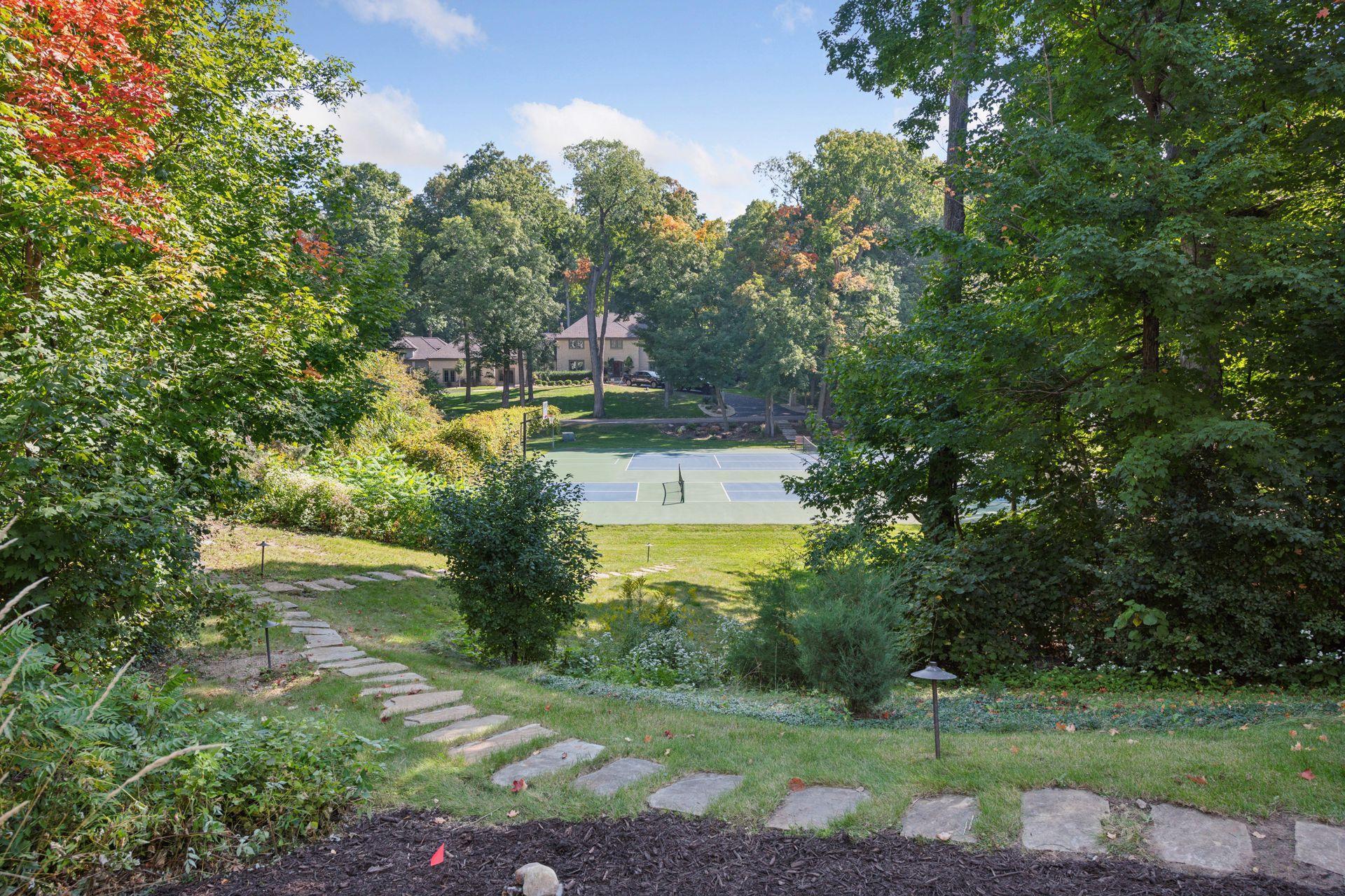 4694 Baycliffe Drive