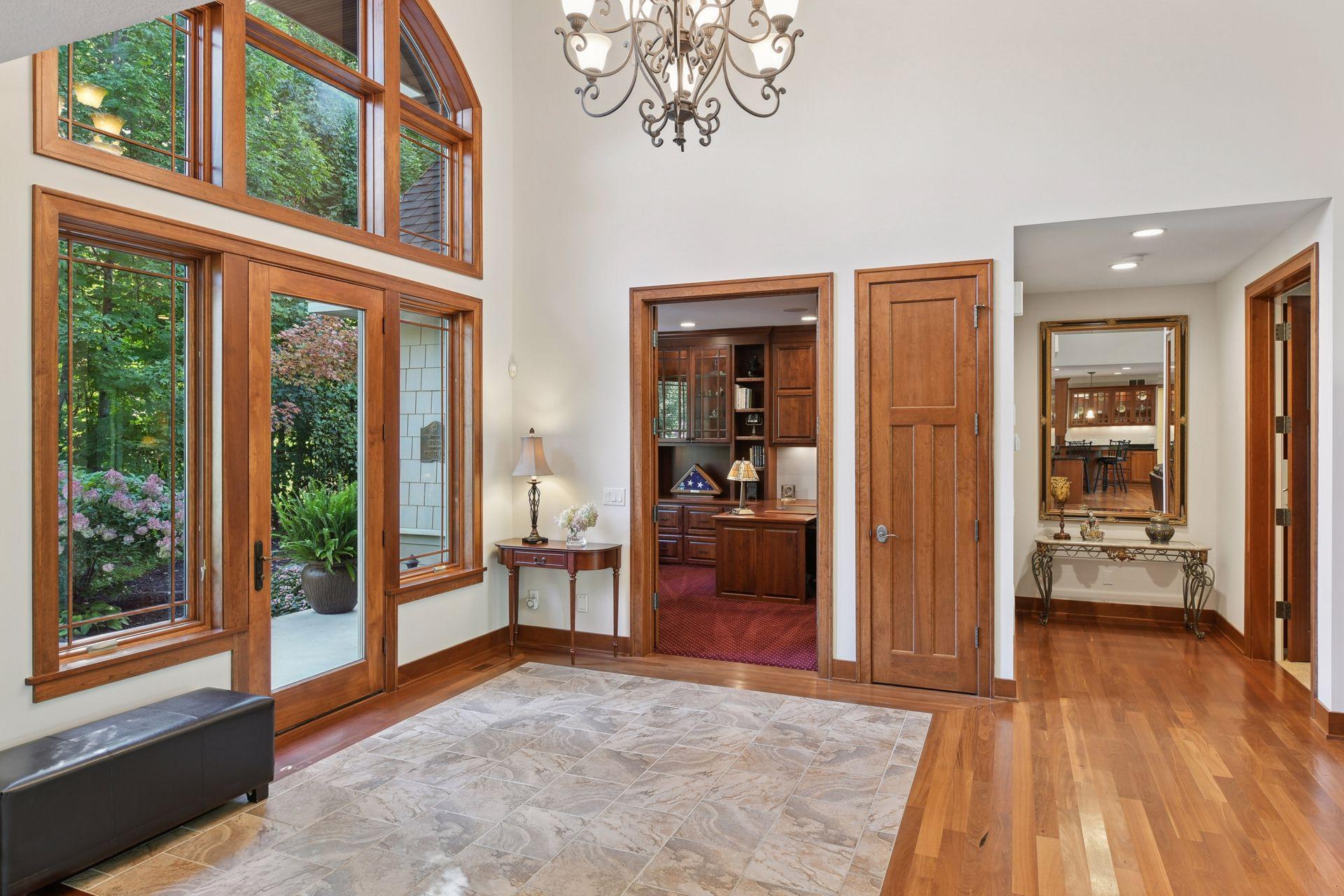 4694 Baycliffe Drive