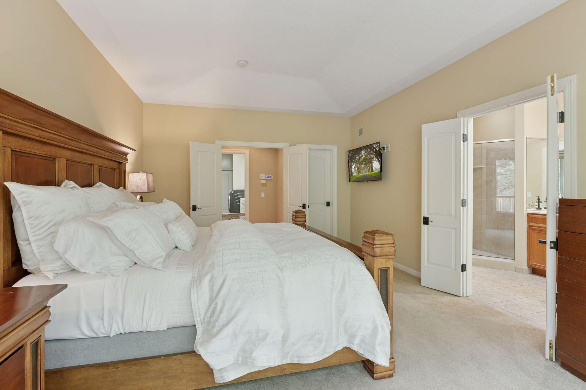 3812 Cedar Lake Place