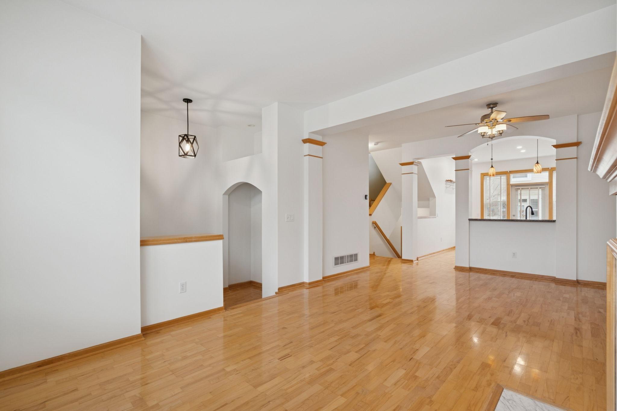 1 4th Avenue N Unit: 103