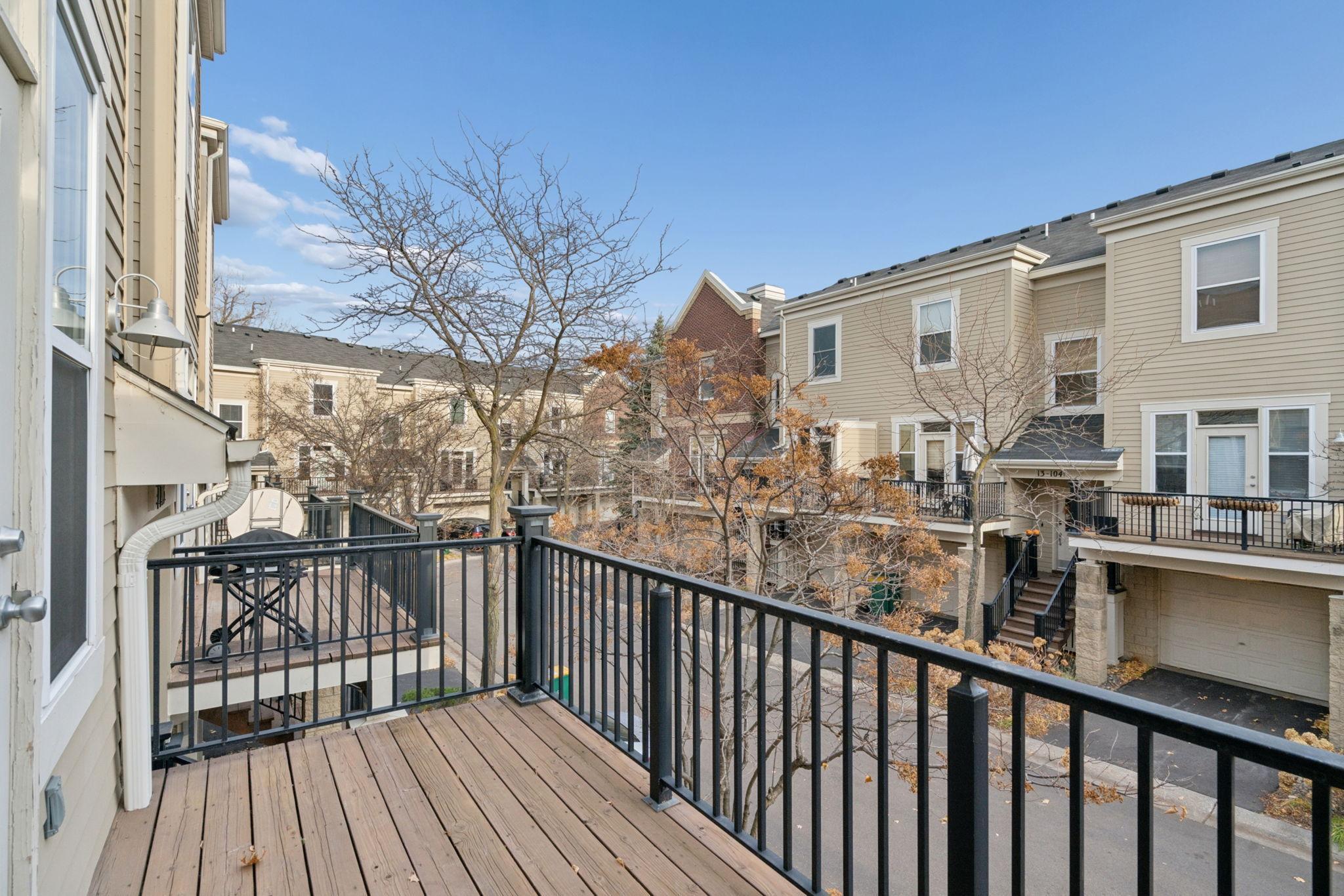 1 4th Avenue N Unit: 103