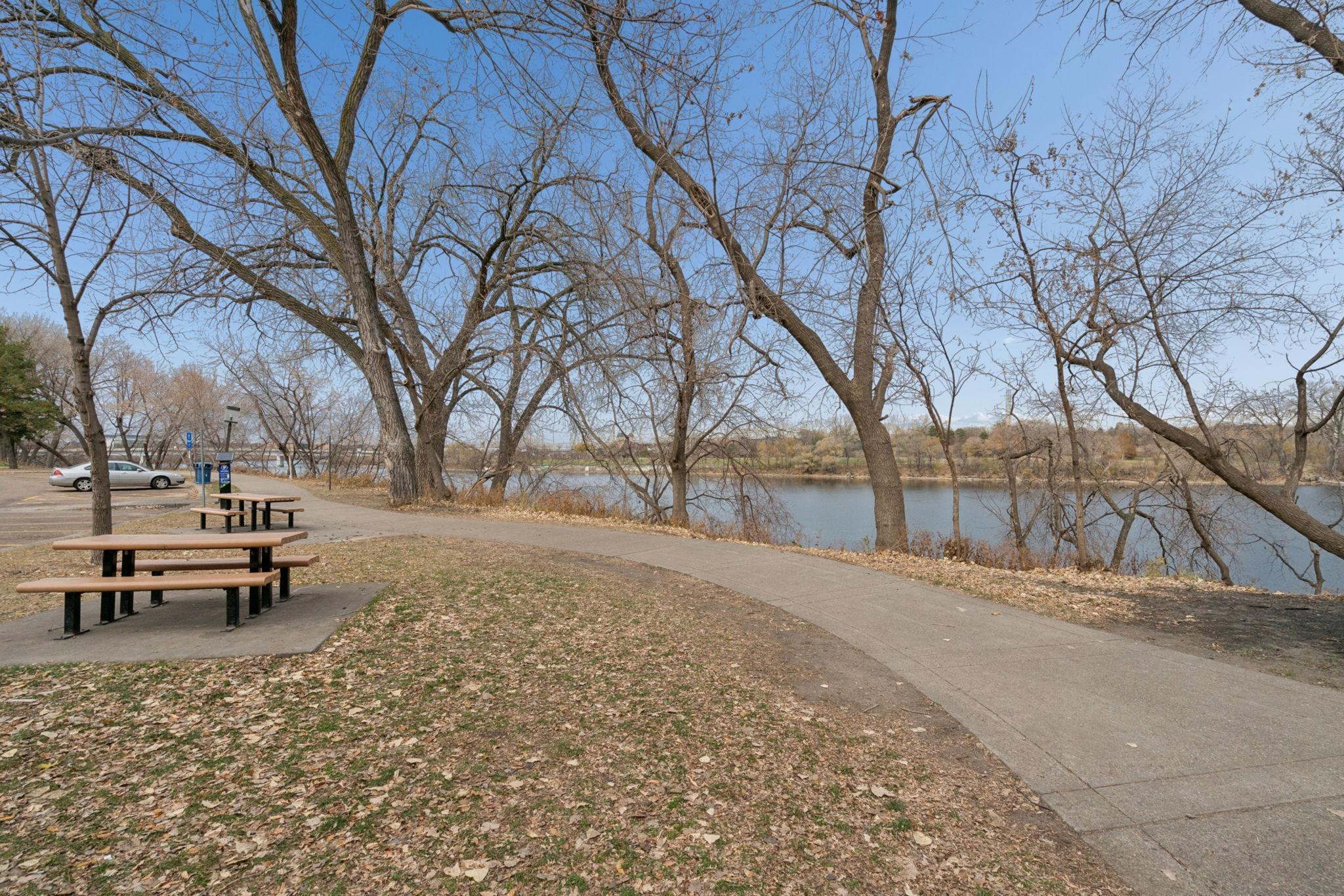 1 4th Avenue N Unit: 103