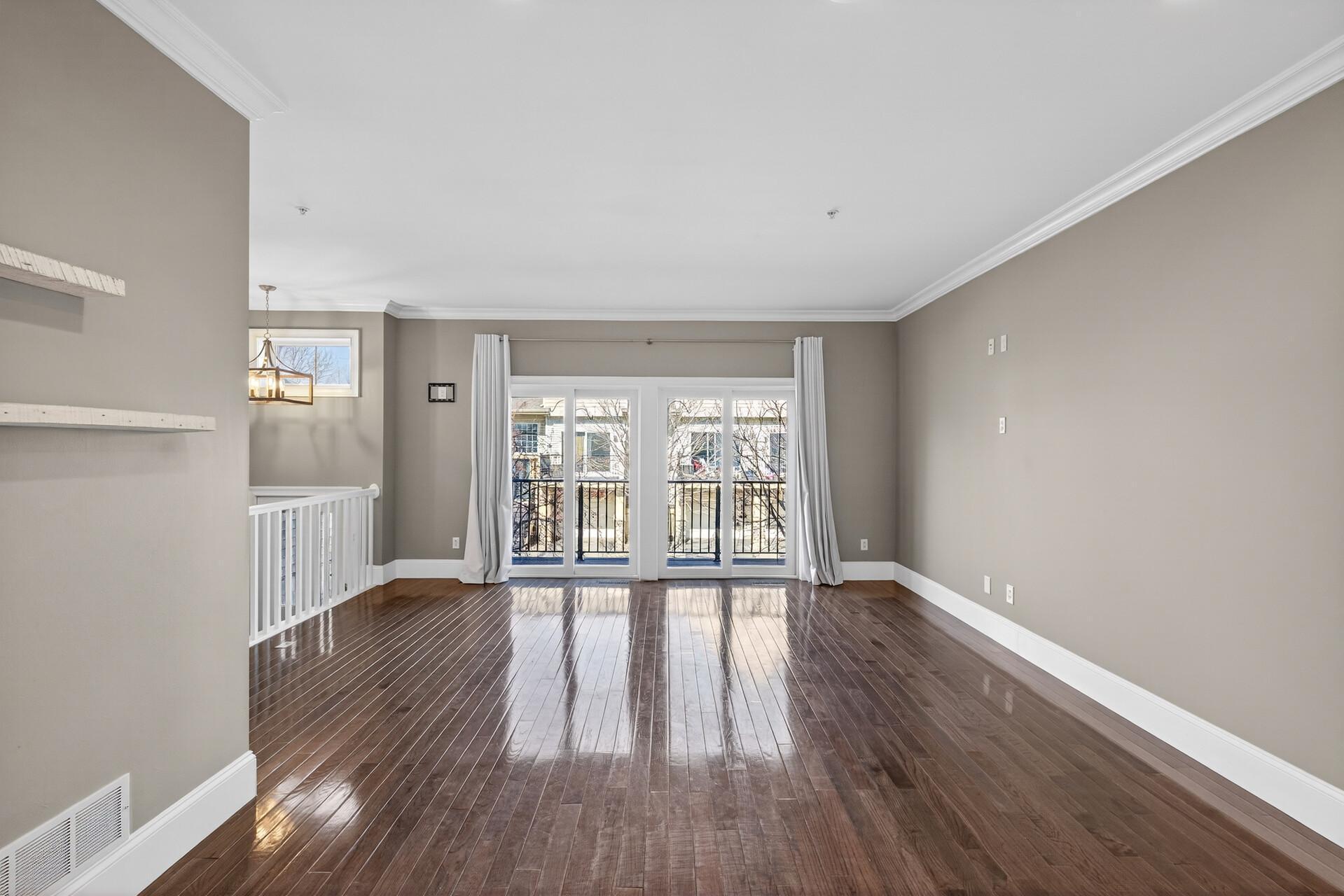 7621 Southridge Lane