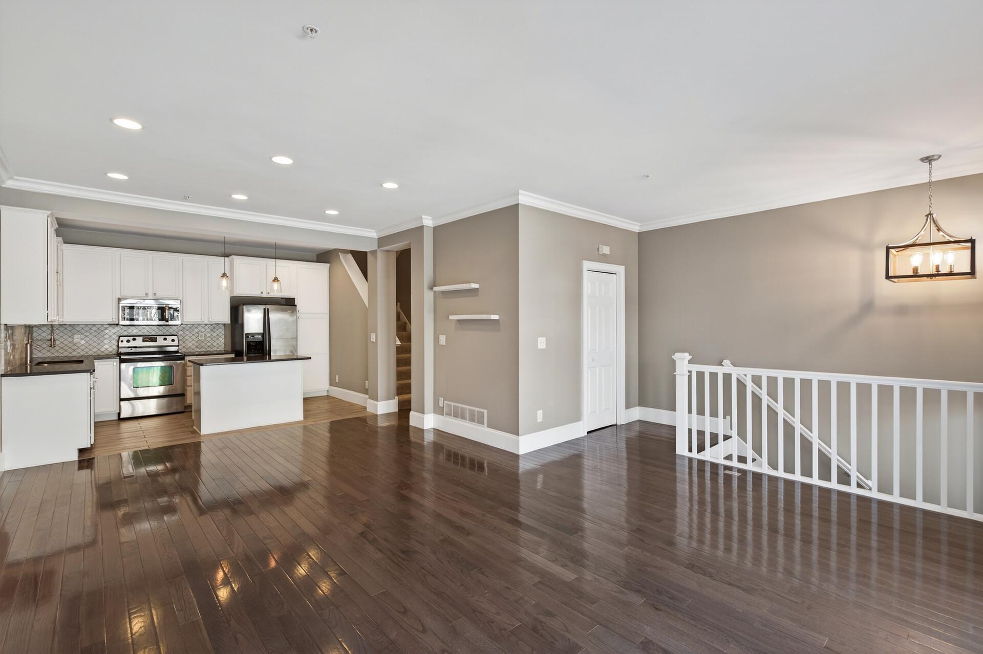 7621 Southridge Lane