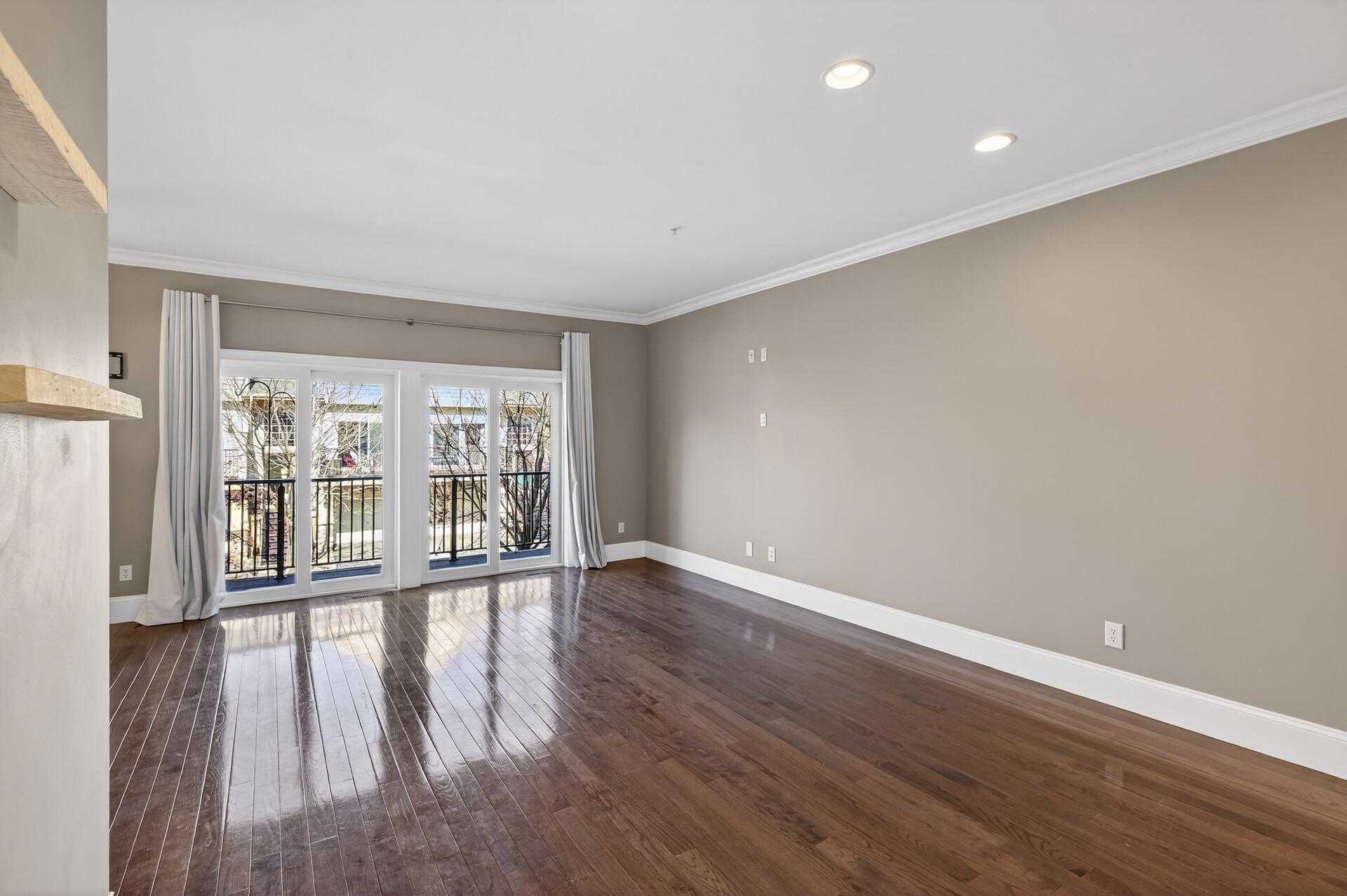 7621 Southridge Lane