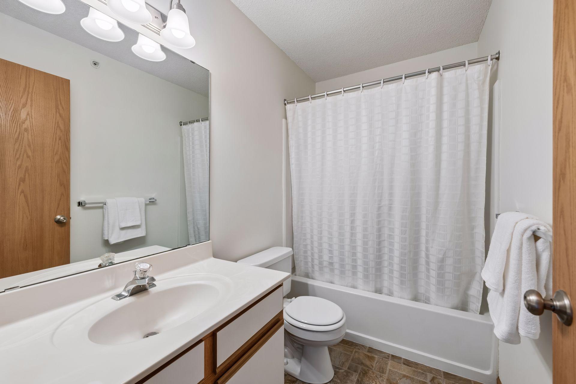 9060 Scarlet Globe Drive