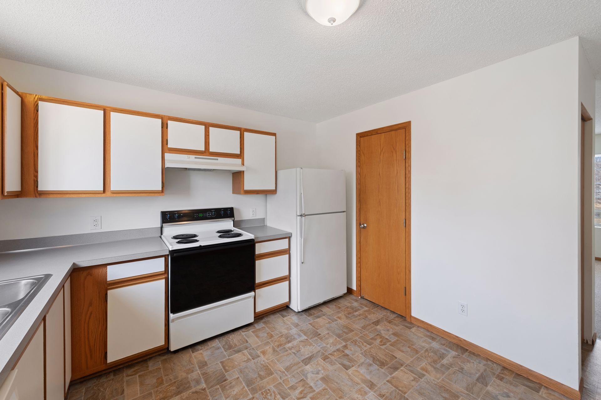 9060 Scarlet Globe Drive