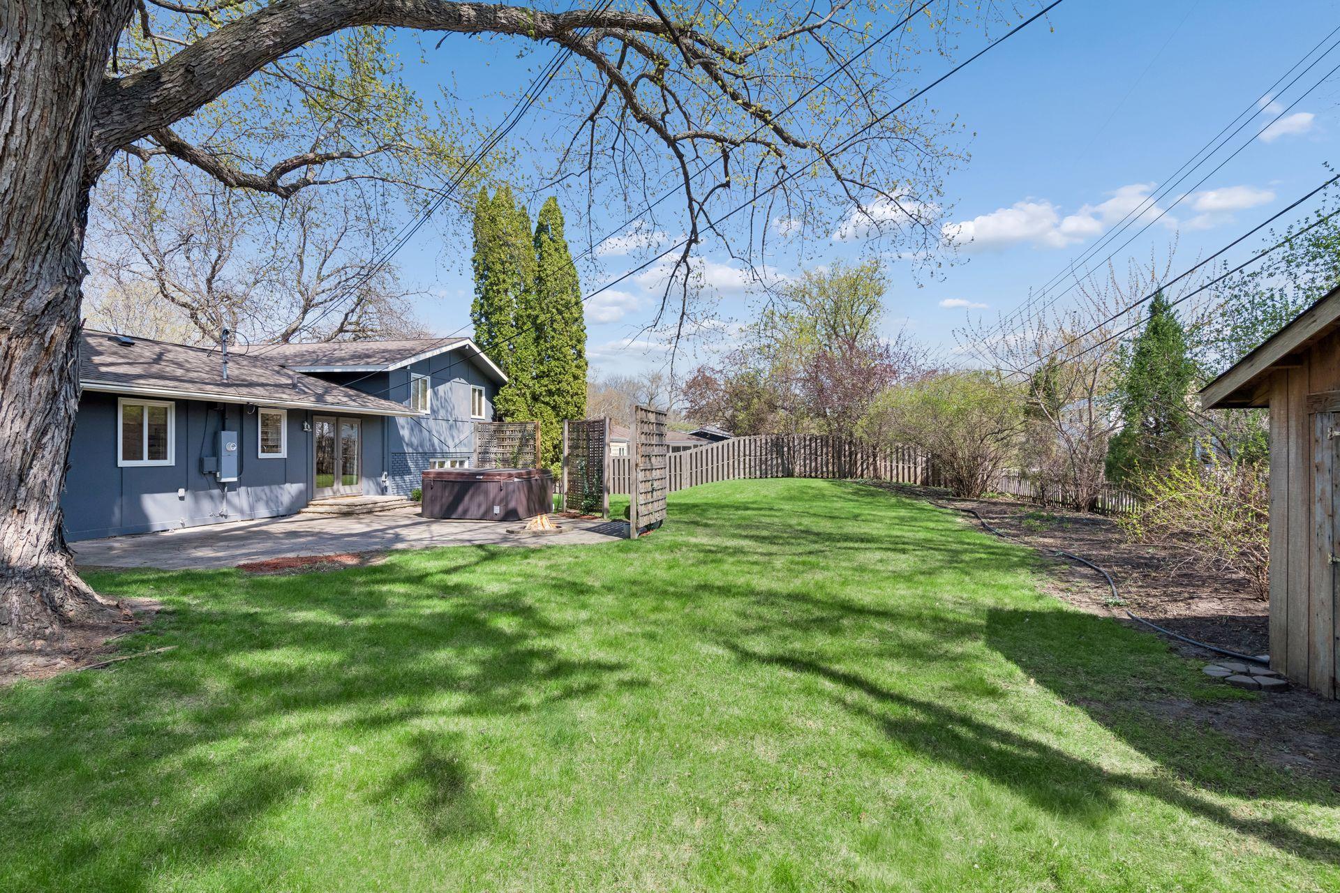6009 Chapel Drive