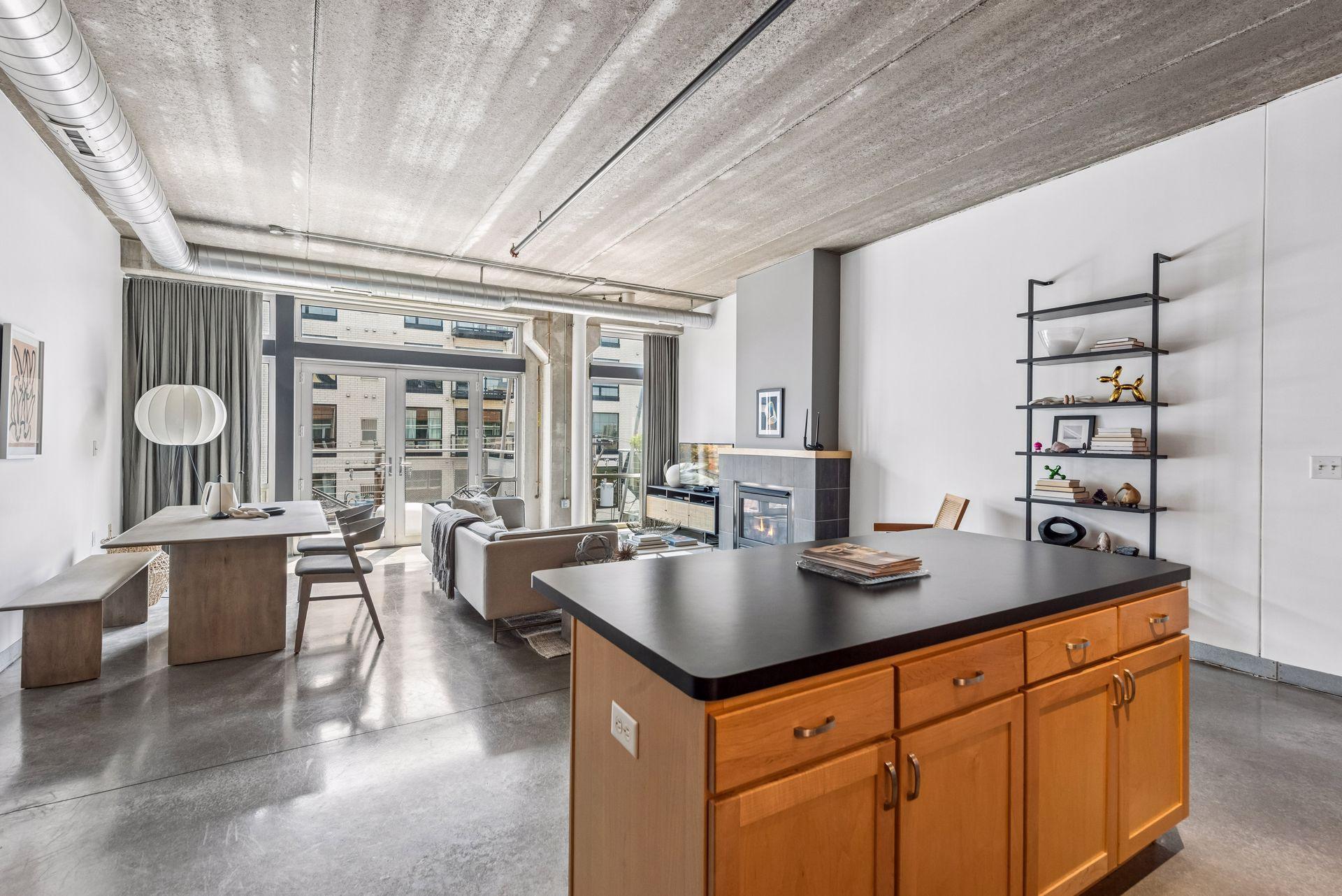 710 N 4th Street Unit: E407