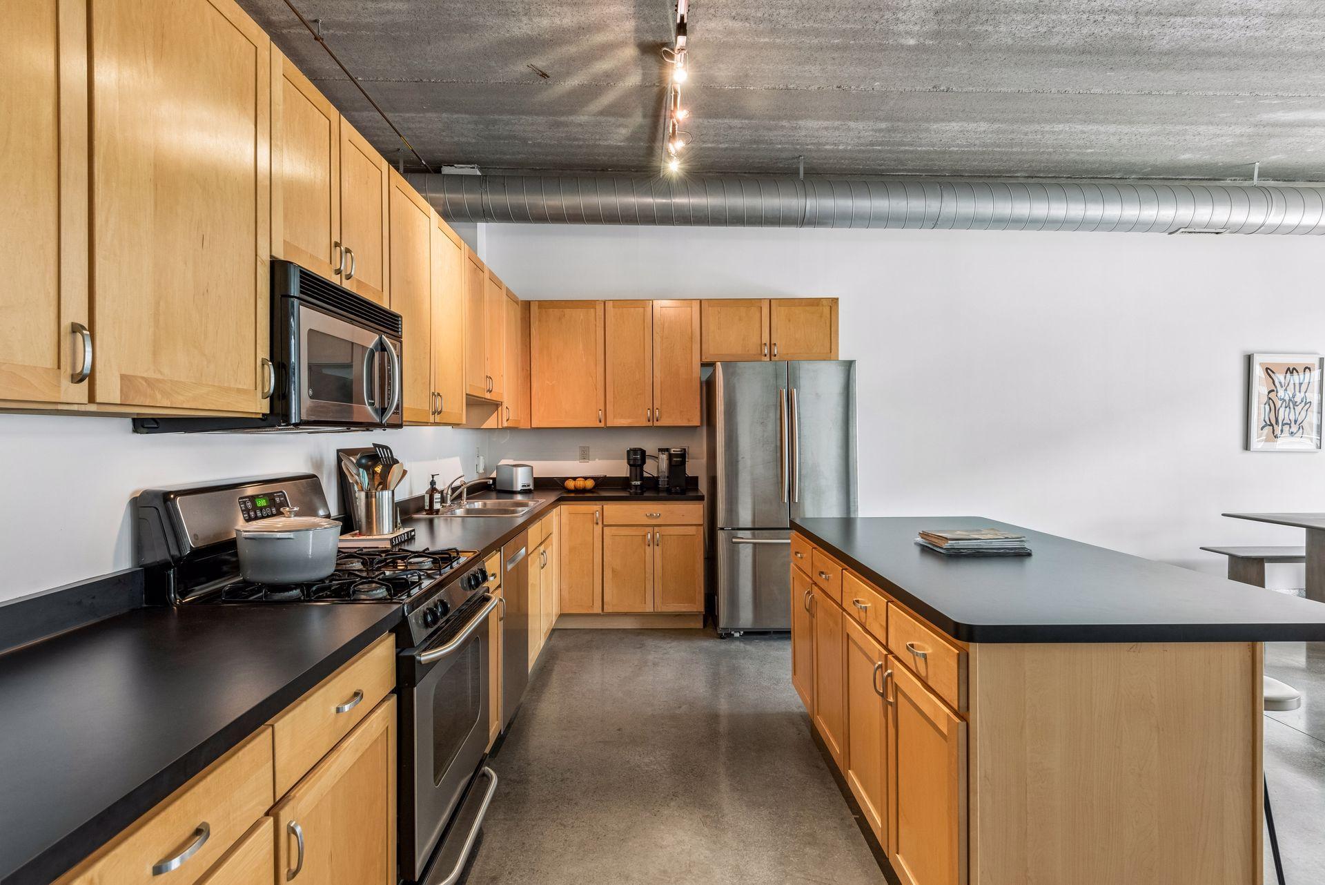 710 N 4th Street Unit: E407
