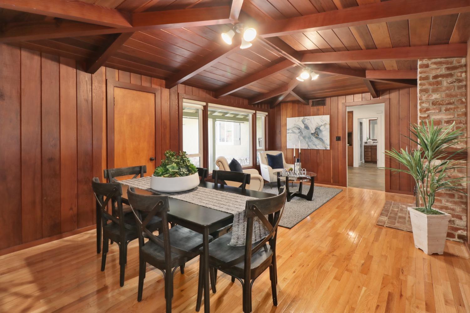 1317 La Sierra Drive