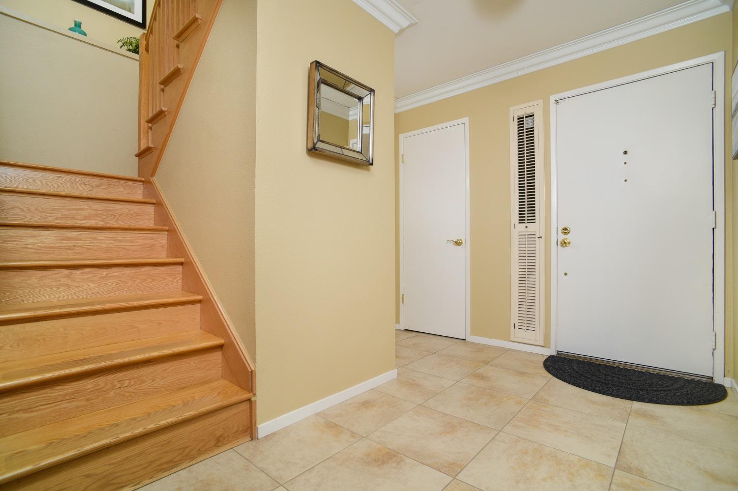 1539 University Avenue