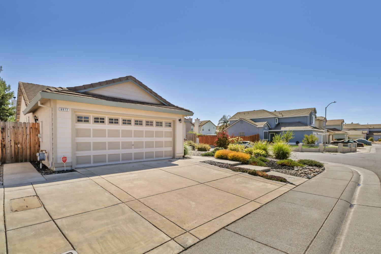 8972 Boulder Glen Court