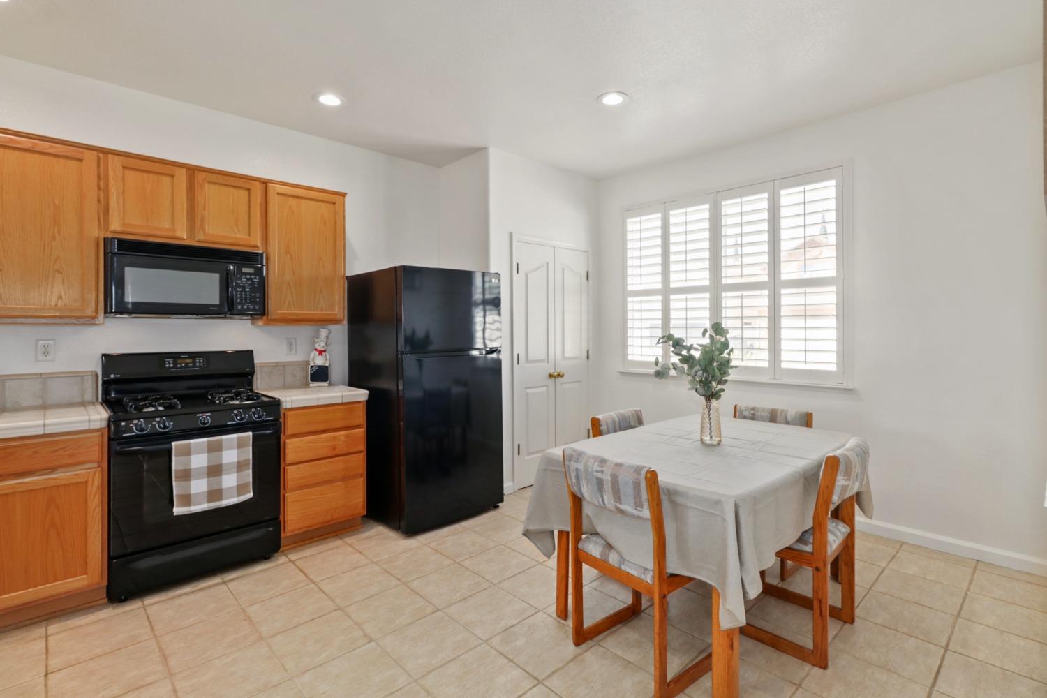 8972 Boulder Glen Court