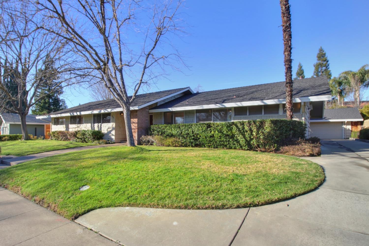 3017 Huntington Road