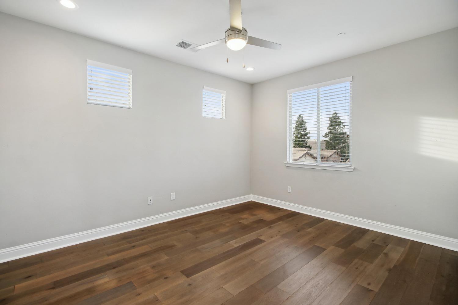 2536 Villa Terrace Lane