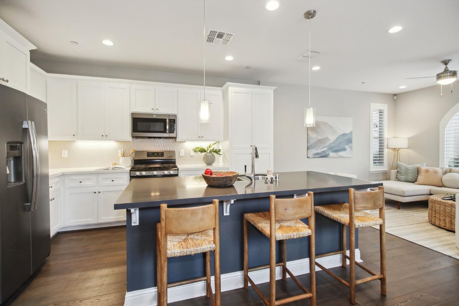 2536 Villa Terrace Lane