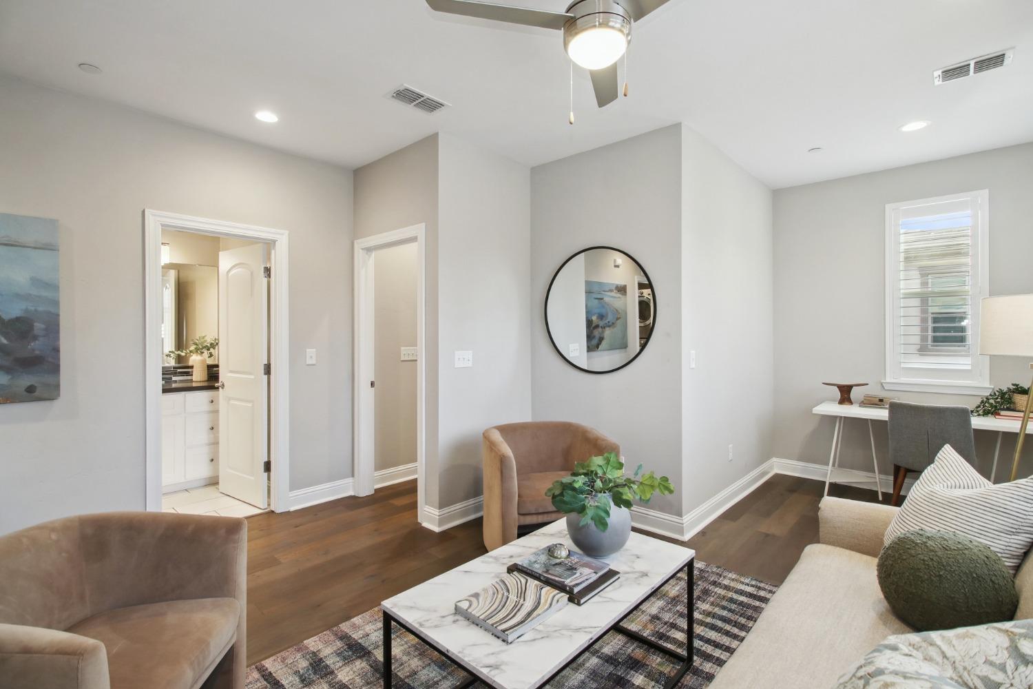 2536 Villa Terrace Lane