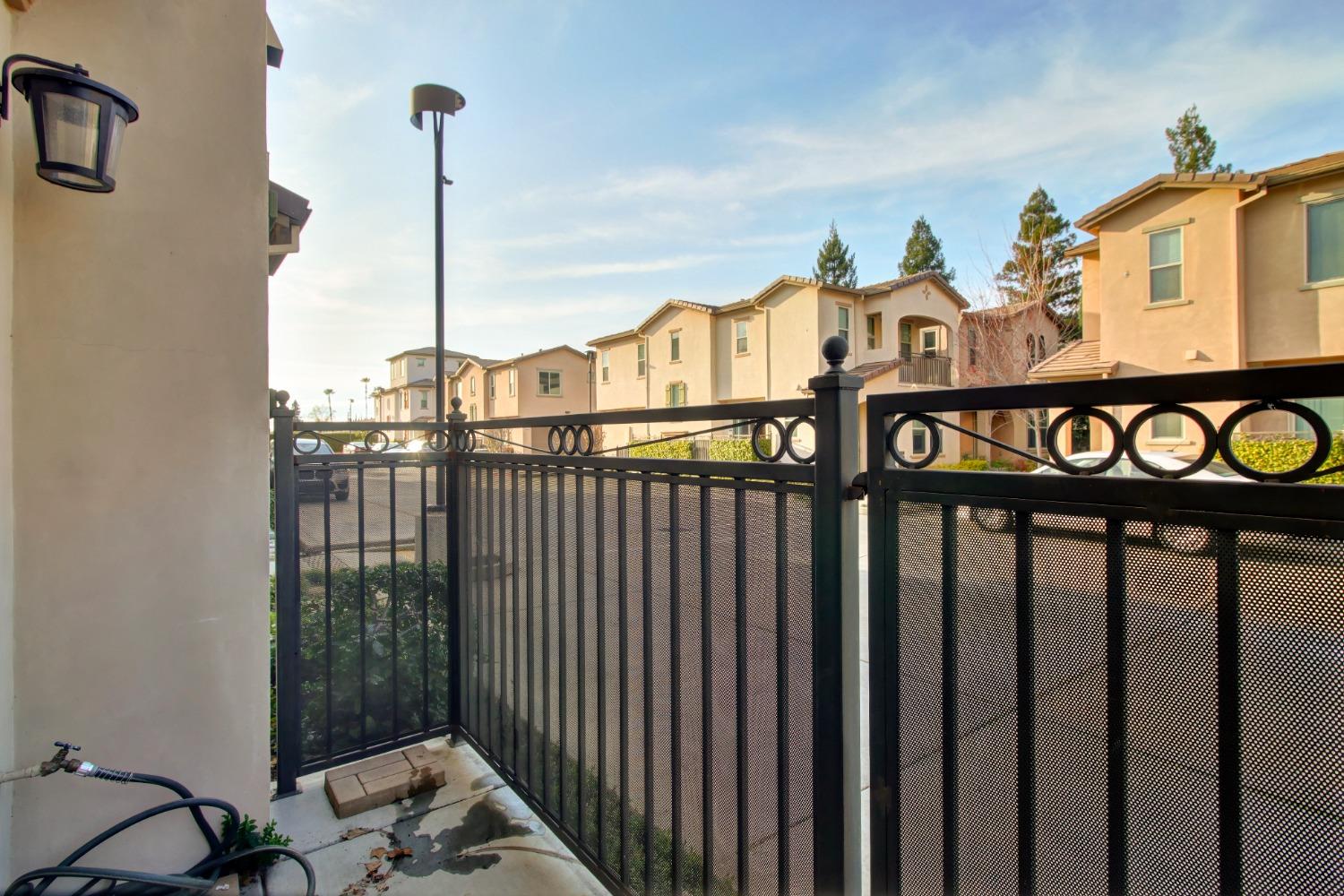 2536 Villa Terrace Lane