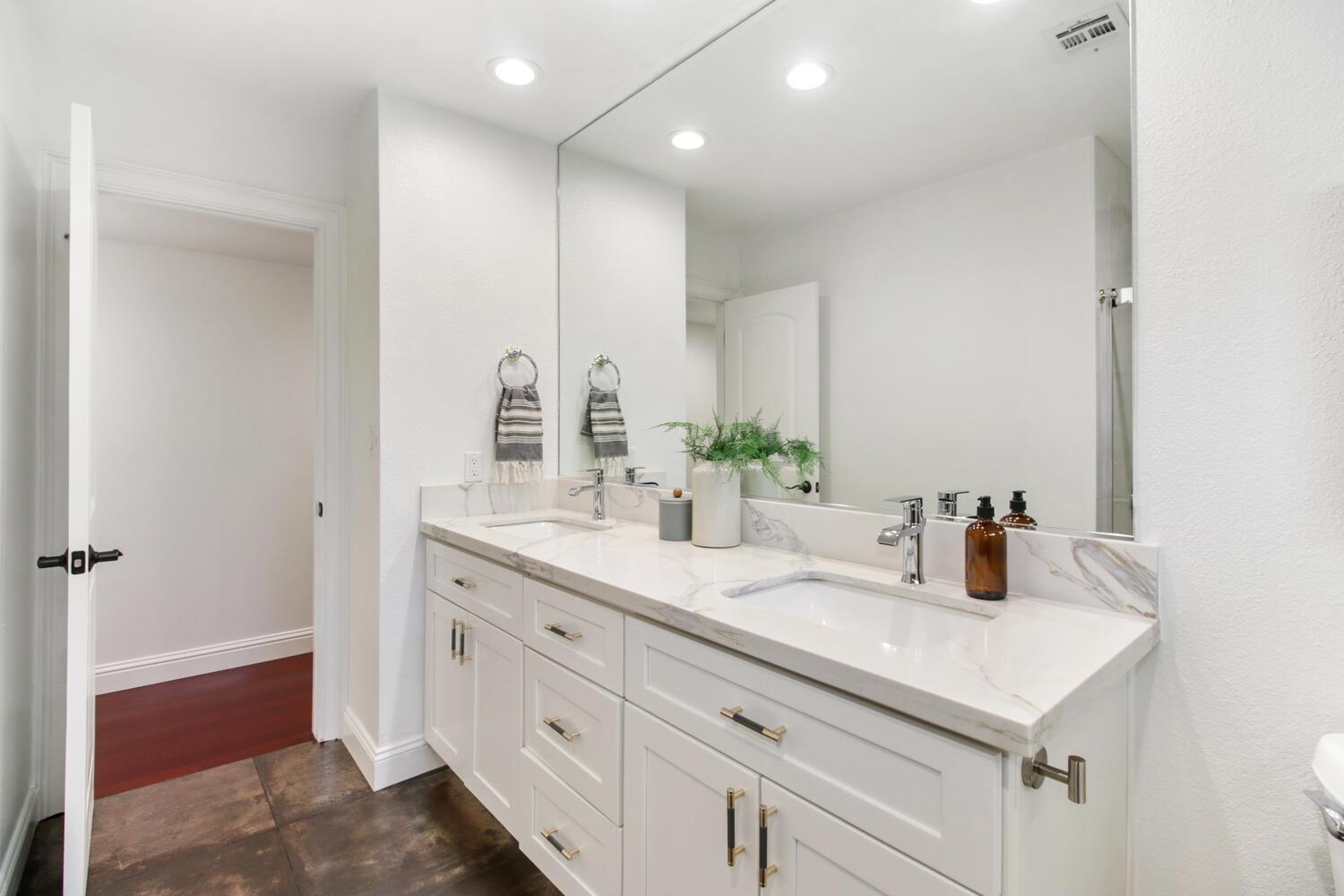 333 Claydon Way
