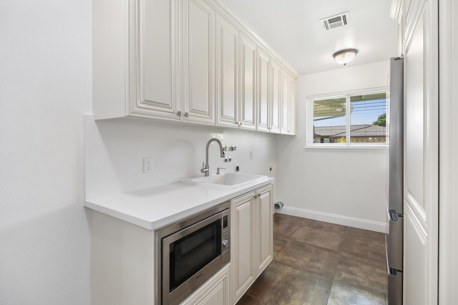 333 Claydon Way
