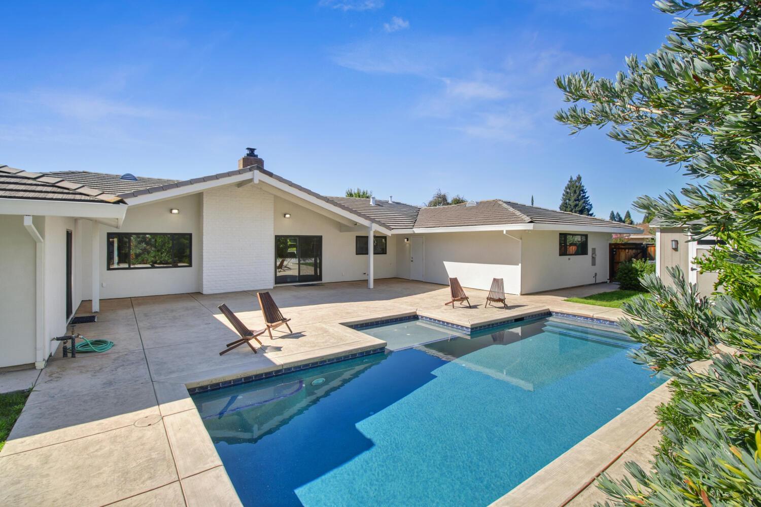 333 Claydon Way