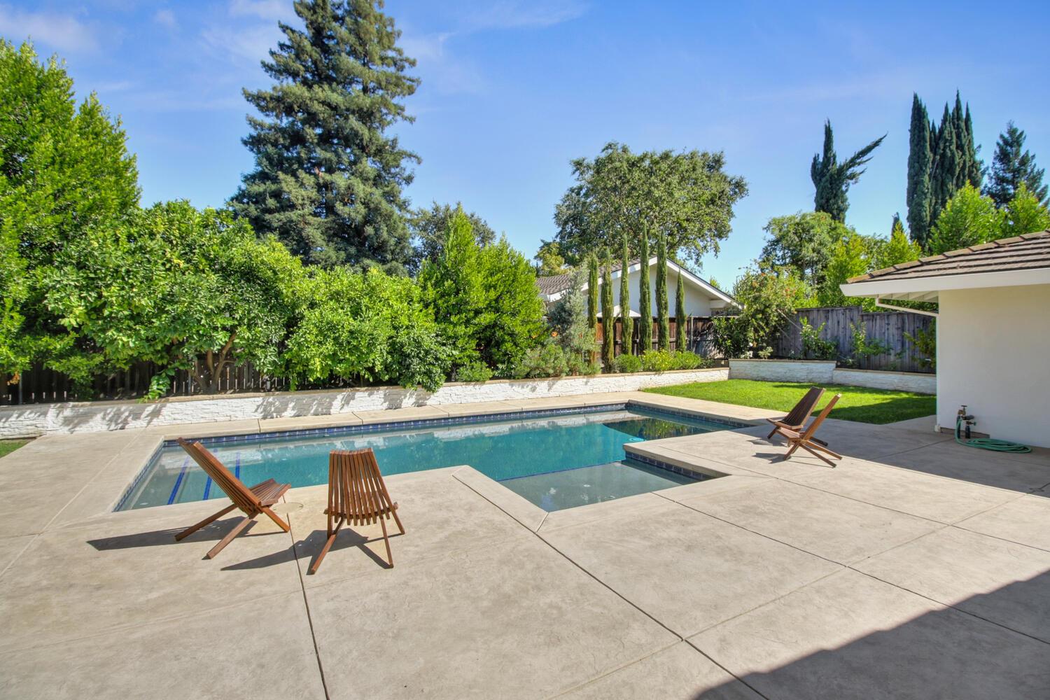 333 Claydon Way