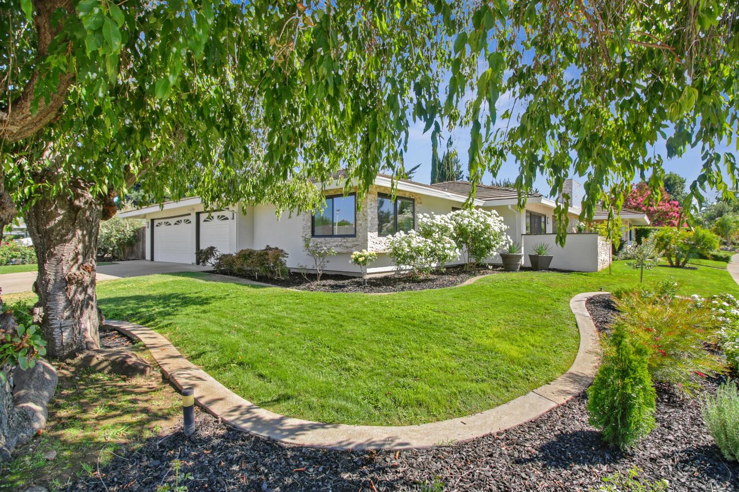 333 Claydon Way