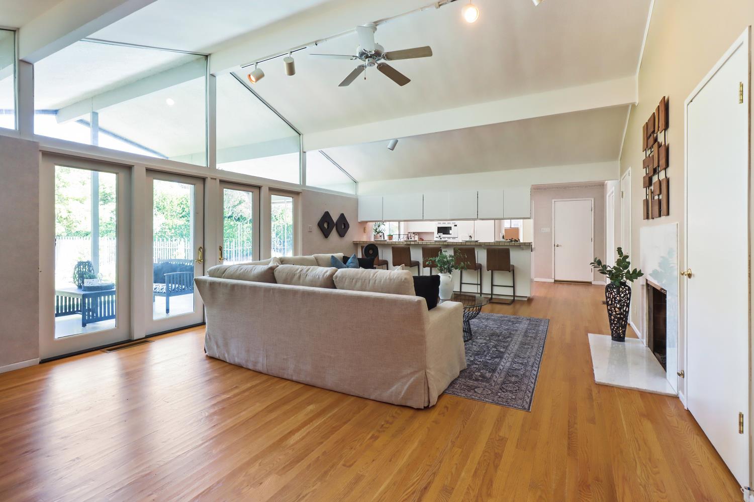 3101 American River Drive