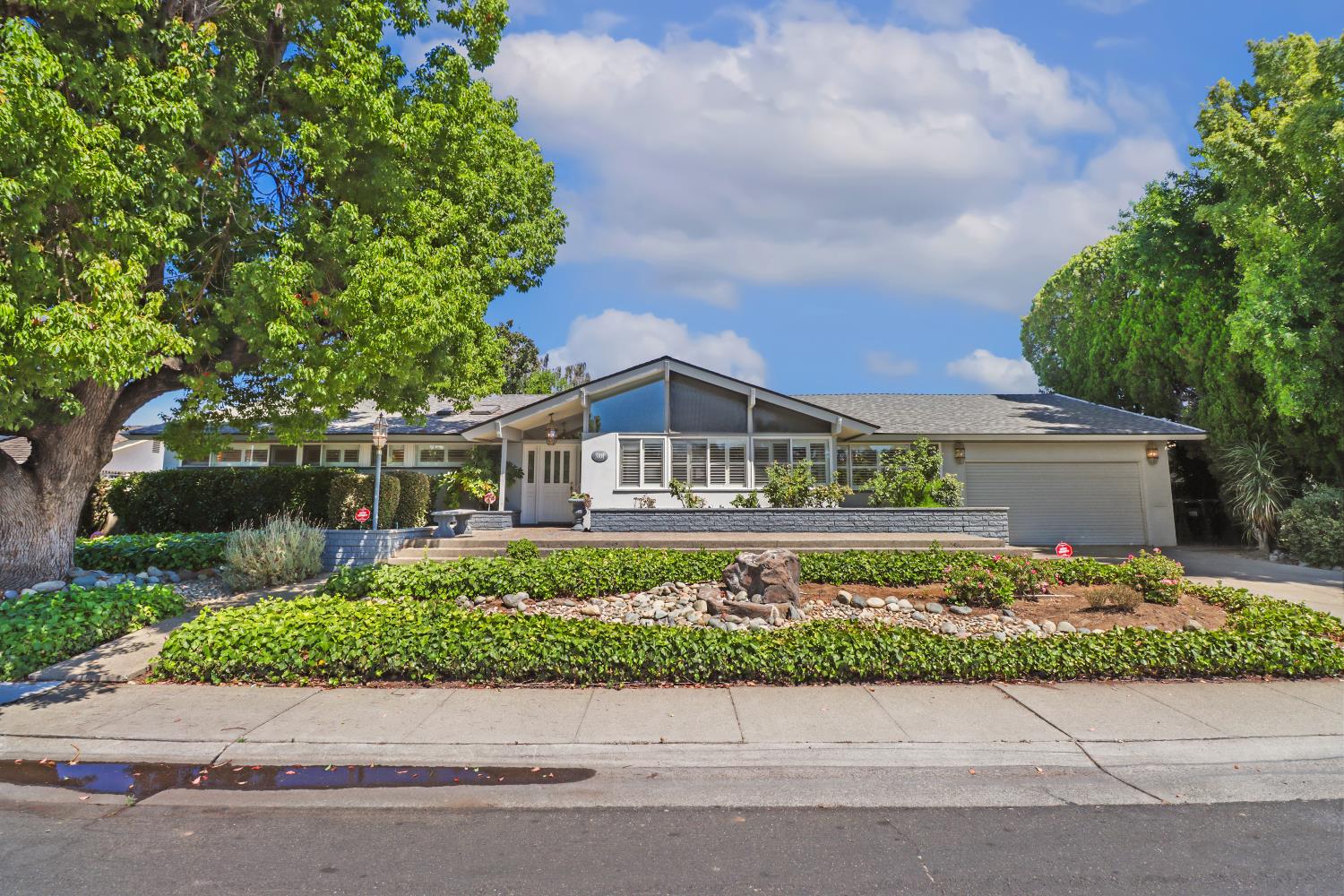 3101 American River Drive