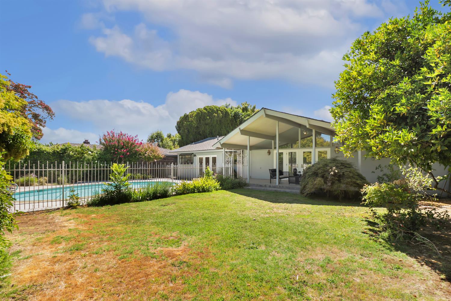 3101 American River Drive