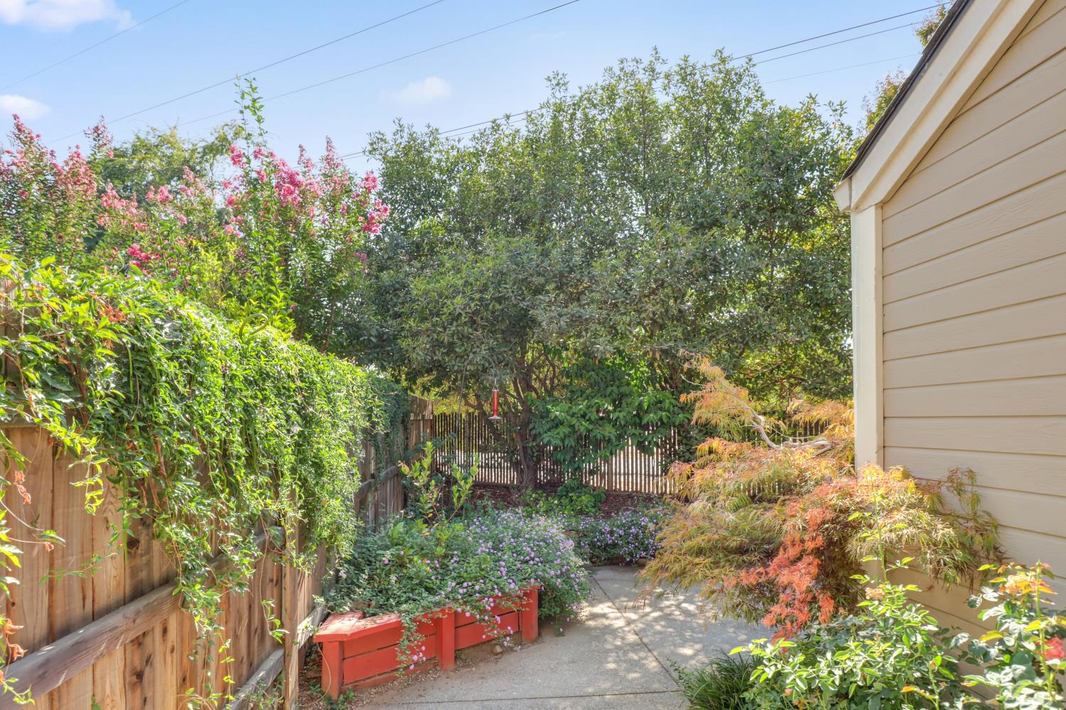 109 River Chase Circle