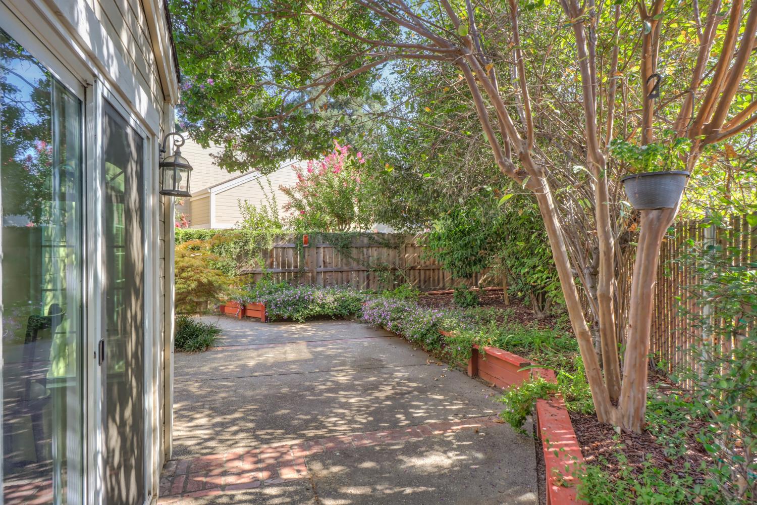 109 River Chase Circle