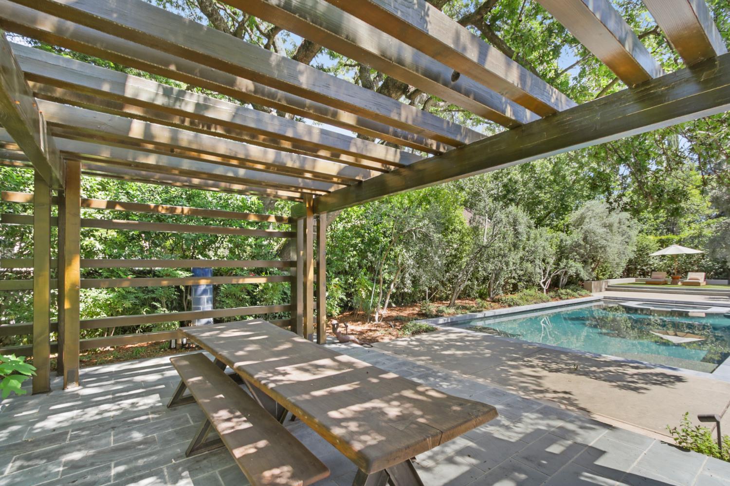 640 Lake Wilhaggin Drive