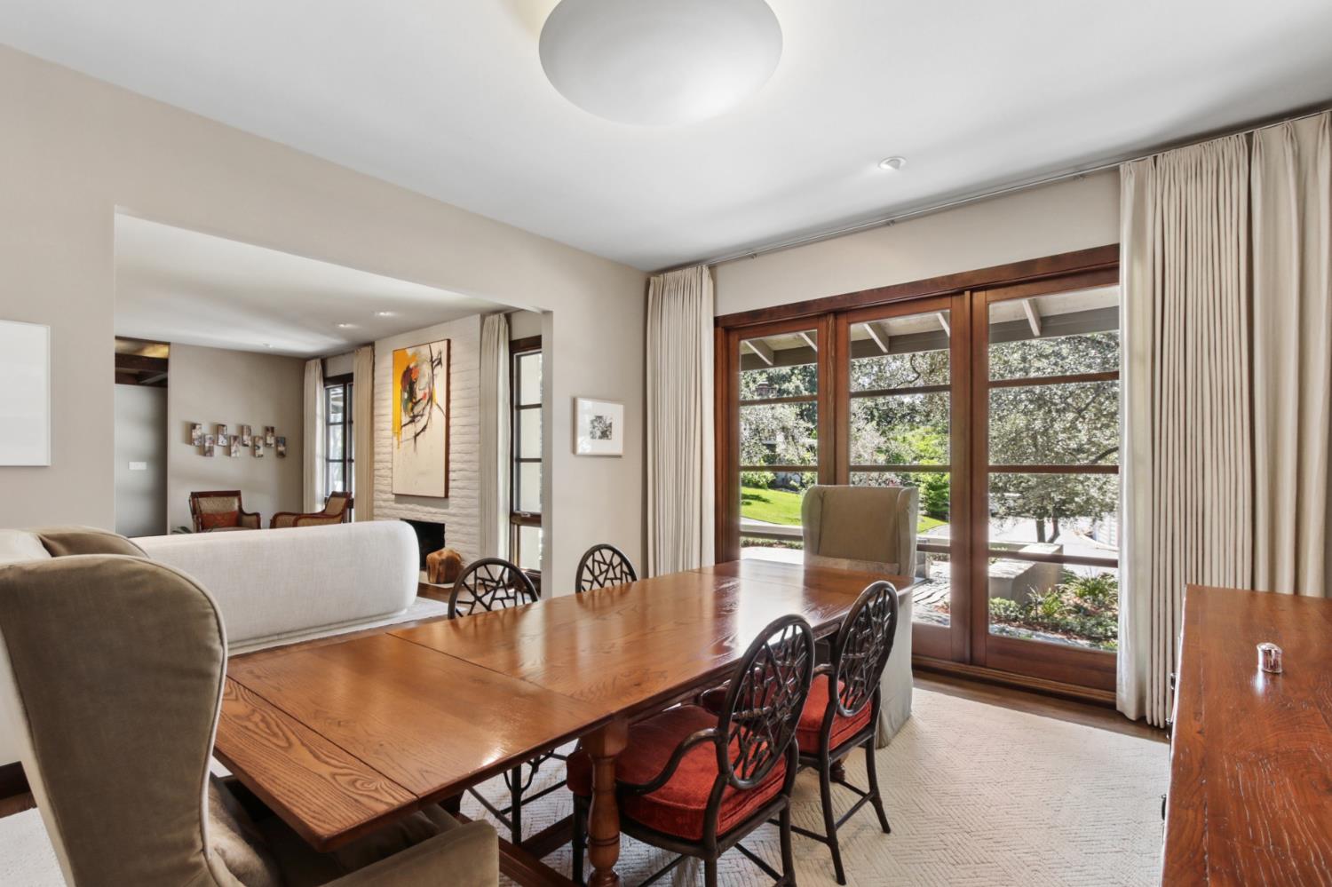 640 Lake Wilhaggin Drive