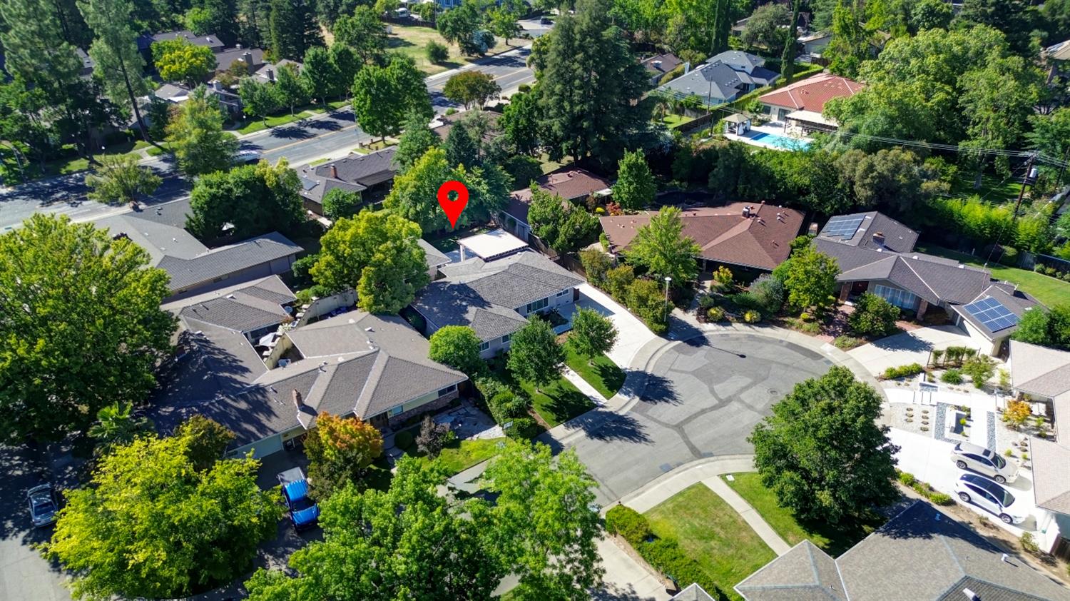 2609 Latham Drive