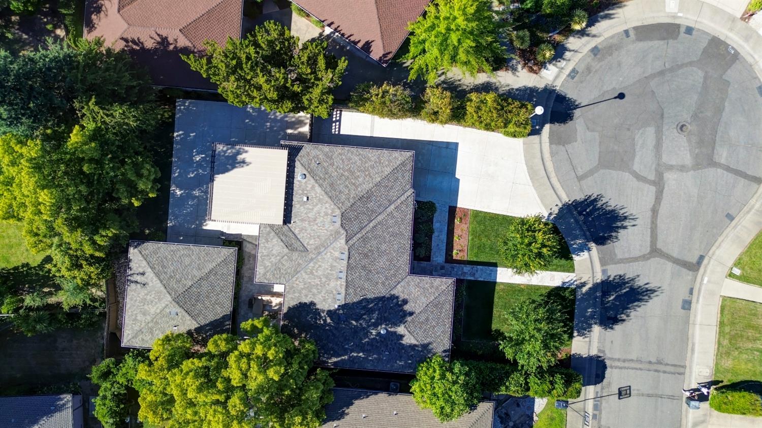 2609 Latham Drive