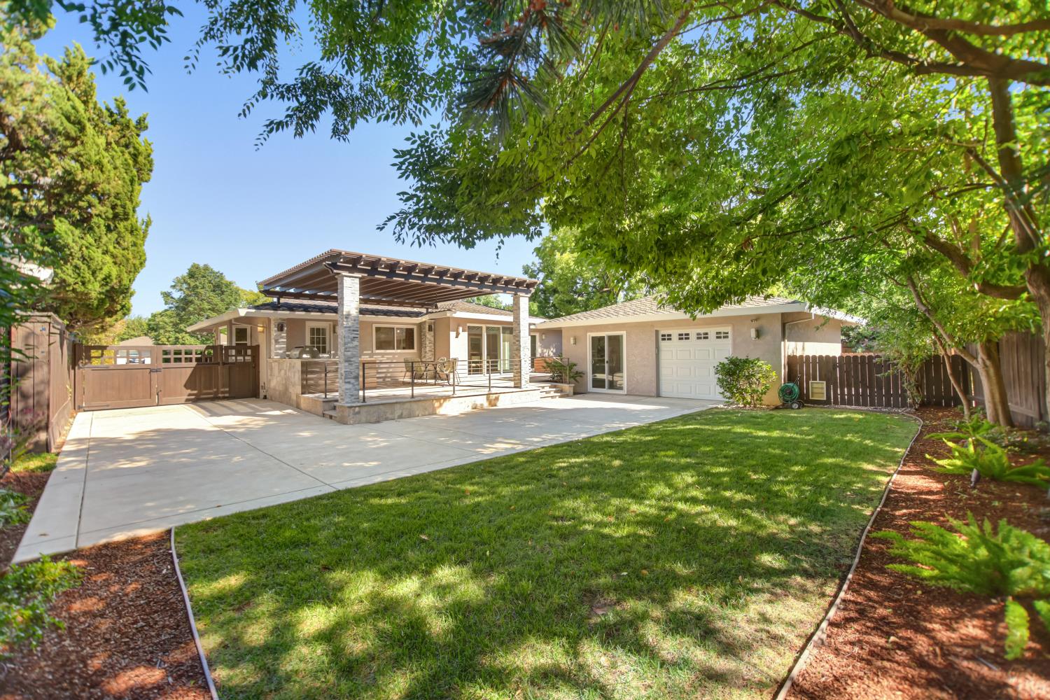 2609 Latham Drive