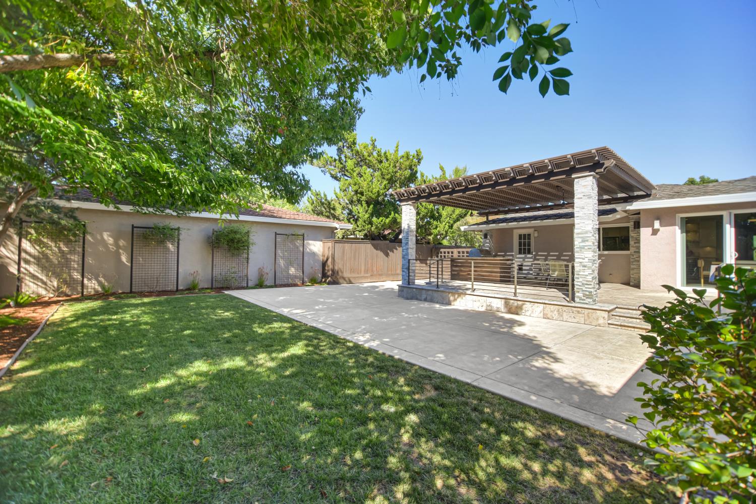 2609 Latham Drive