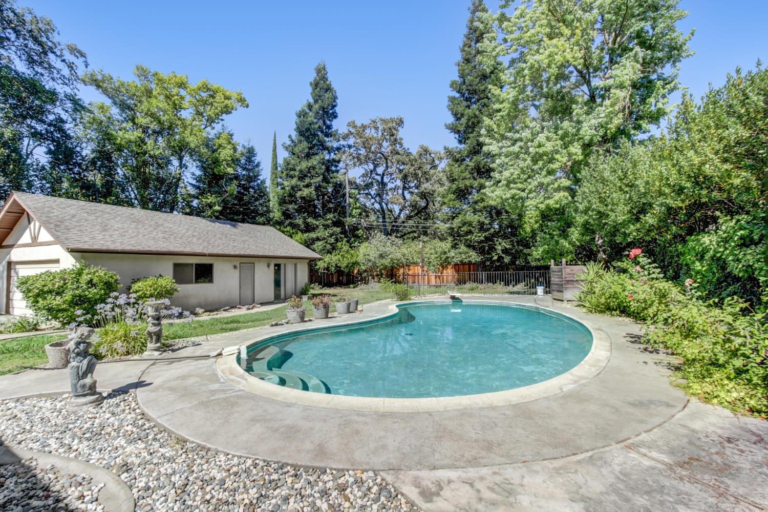 405 Crocker Road